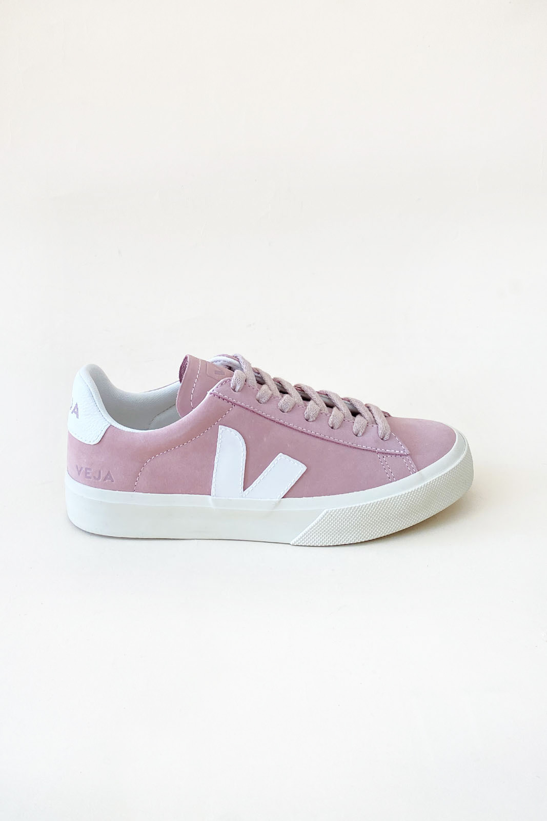 VEJA Mod. CAMPO NUBUCK BABE WHITE