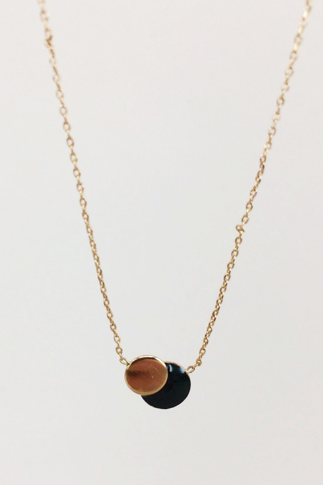 COLLIER COTILLONS NOIR COLLIER COTILLONS NOIR