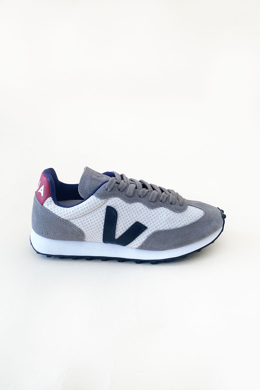 VEJA Mod. RIO BRANCO GRAVEL BLACK MARSALA